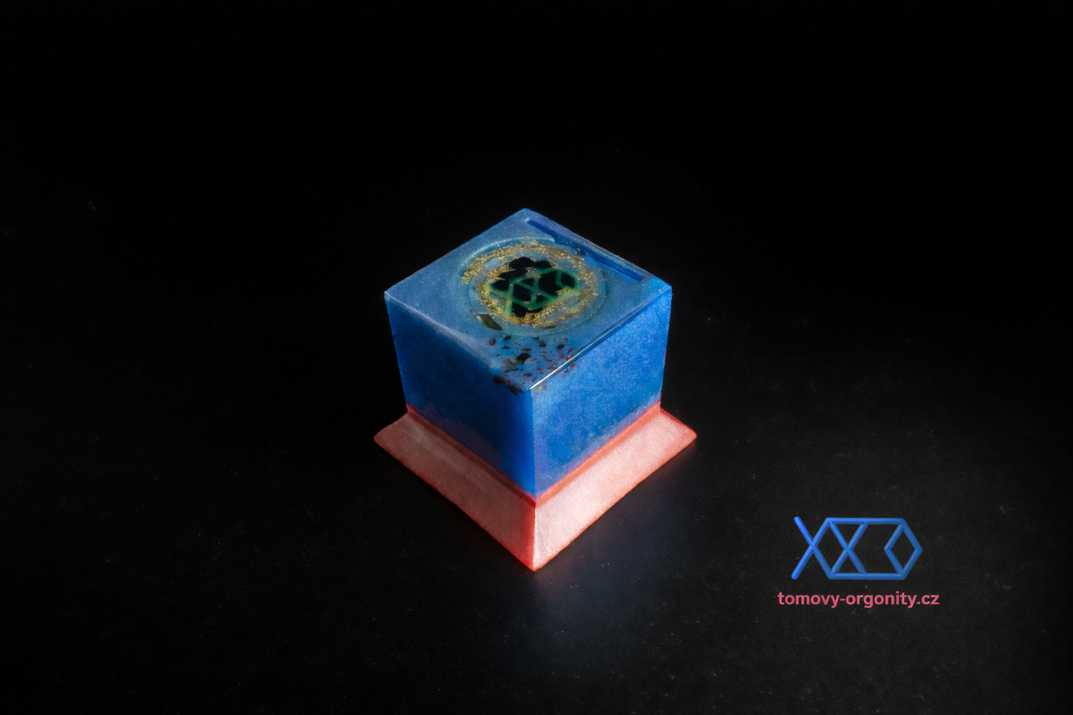 Růžovomodrý orgonit